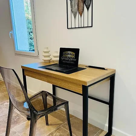 Villa Feel@home Nemausus «le 31» *