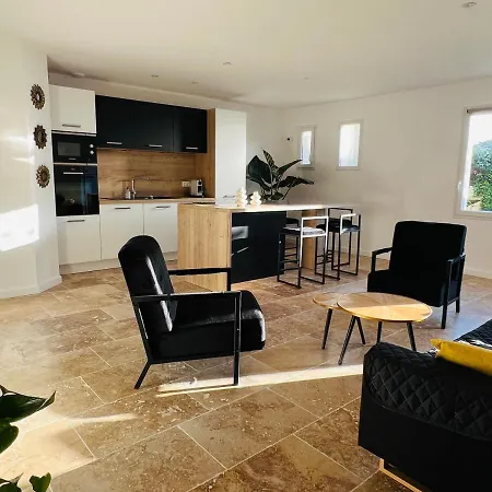 Feel@home Nemausus «le 31» Villa *