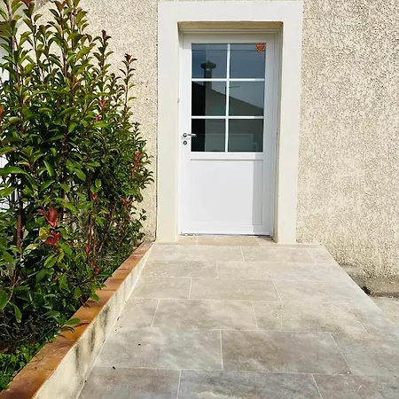 Feel@home Nemausus «le 31» Villa